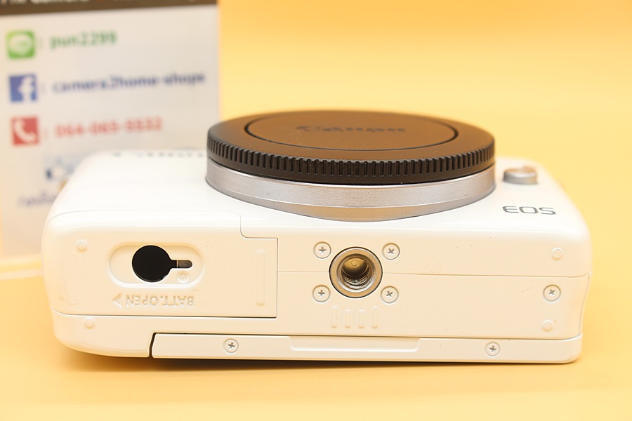 ขาย Canon EOS M10 + Lens EF-M 15-45mm (สีขาว) สภาพสวย อดีตประกันศูนย์ เมนูไทย มีWiFiในตัว ใช้งานปกติ จอติดฟิล์มแล้ว อุปกรณ์พร้อมกระเป๋า   อุปกรณ์และรายละเอ